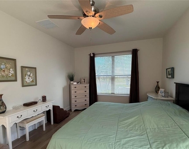 352 Laurel Falls Drive - Photo Thumbnail 28