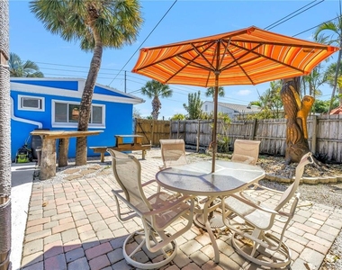 6892 Gulf Winds Drive - Photo Thumbnail 37