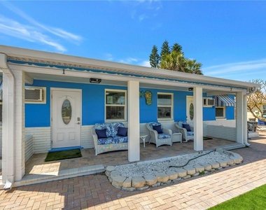 6892 Gulf Winds Drive - Photo Thumbnail 20