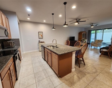5514 Viola Lee Way - Photo Thumbnail 4