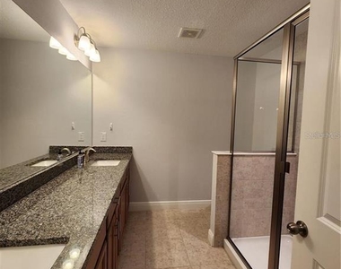 5514 Viola Lee Way - Photo Thumbnail 12