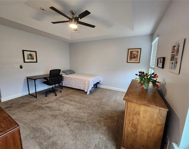 5514 Viola Lee Way - Photo Thumbnail 10