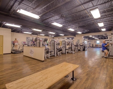 2450 Canadian Way - Photo Thumbnail 43