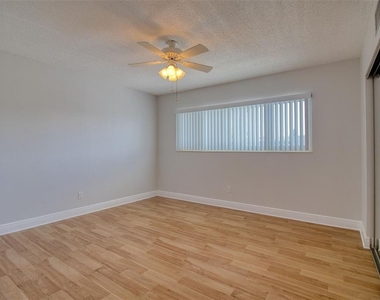 2450 Canadian Way - Photo Thumbnail 27