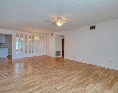 2450 Canadian Way - Photo Thumbnail 11