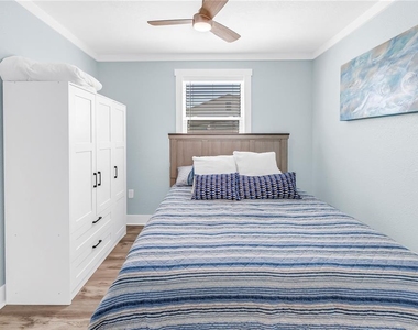 6892 Gulf Winds Drive - Photo Thumbnail 39
