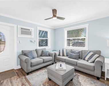 6892 Gulf Winds Drive - Photo Thumbnail 35