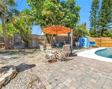 6892 Gulf Winds Drive - Photo Thumbnail 51