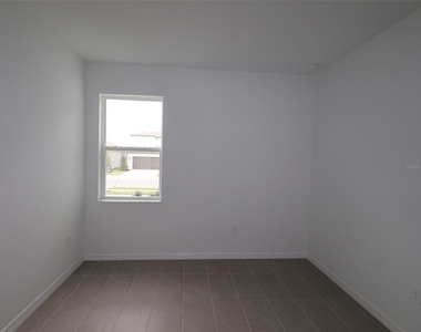 9117 Optimist Way - Photo Thumbnail 15