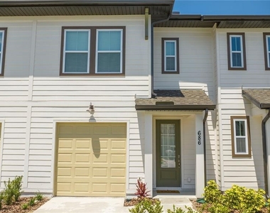 686 Longboat Drive - Photo Thumbnail 2