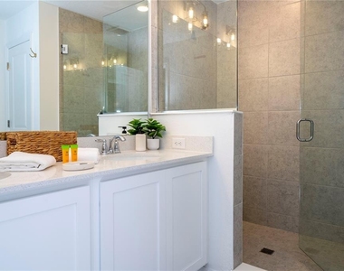 686 Longboat Drive - Photo Thumbnail 25