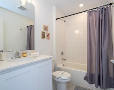 686 Longboat Drive - Photo Thumbnail 18