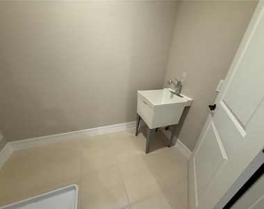 455 Winter Grove Boulevard - Photo Thumbnail 41
