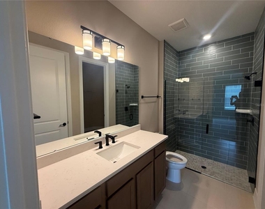 455 Winter Grove Boulevard - Photo Thumbnail 8