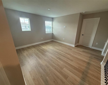 455 Winter Grove Boulevard - Photo Thumbnail 17