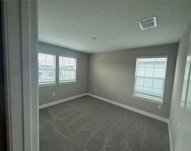455 Winter Grove Boulevard - Photo Thumbnail 26