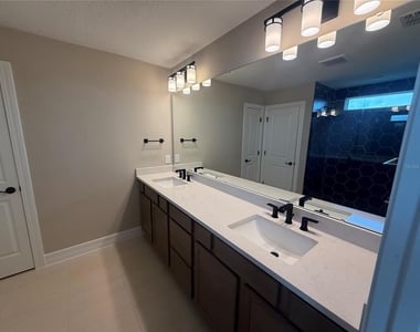 455 Winter Grove Boulevard - Photo Thumbnail 34