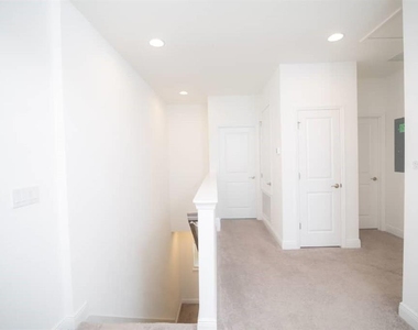 15367 Gilligan Court - Photo Thumbnail 15