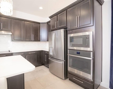 15367 Gilligan Court - Photo Thumbnail 9