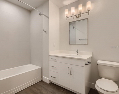 415 E Pine Street - Photo Thumbnail 28