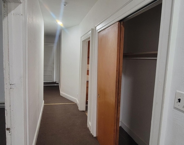 805 Monroe Avenue - Photo Thumbnail 4