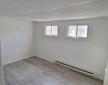 805 Monroe Avenue - Photo Thumbnail 11
