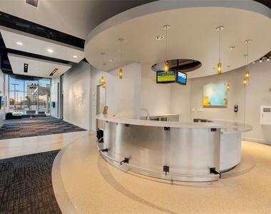 150 E Robinson Street - Photo Thumbnail 42