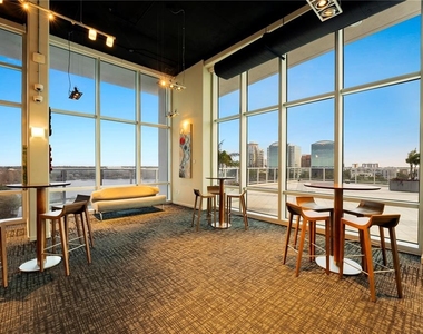 150 E Robinson Street - Photo Thumbnail 44