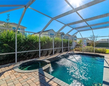 284 Vista Drive - Photo Thumbnail 9