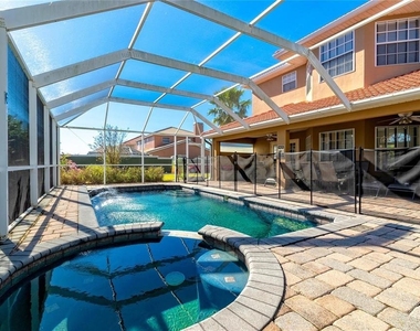 284 Vista Drive - Photo Thumbnail 7