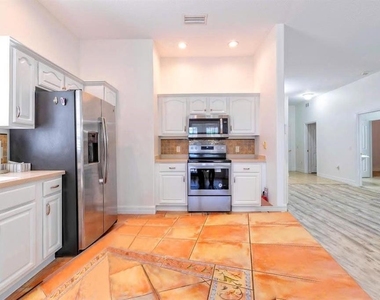 284 Vista Drive - Photo Thumbnail 19