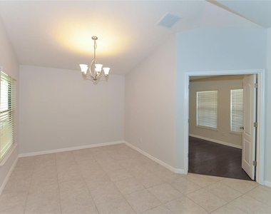 3736 Briar Run Drive - Photo Thumbnail 7