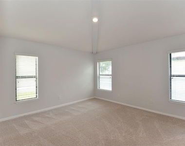 3736 Briar Run Drive - Photo Thumbnail 9