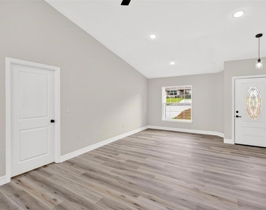 2961 E. Brigadoon Ct - Photo Thumbnail 4