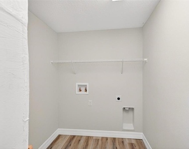 2961 E. Brigadoon Ct - Photo Thumbnail 35