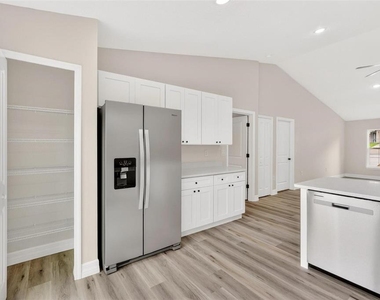 2961 E. Brigadoon Ct - Photo Thumbnail 12
