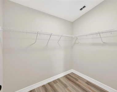 2961 E. Brigadoon Ct - Photo Thumbnail 22