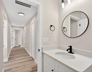 2961 E. Brigadoon Ct - Photo Thumbnail 18