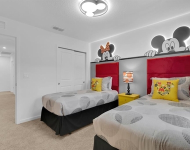 2312 Zaballina Place - Photo Thumbnail 4