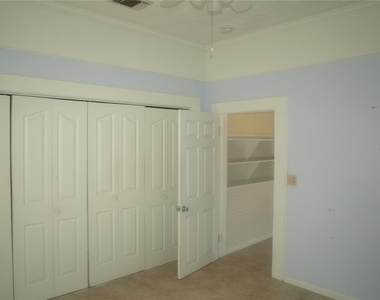 101 E 21st Street - Photo Thumbnail 3