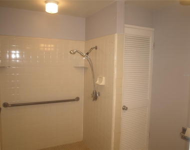 101 E 21st Street - Photo Thumbnail 5