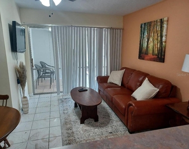 1942 Conifer Court - Photo Thumbnail 15