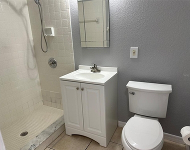425 Ricold Terrace - Photo Thumbnail 9