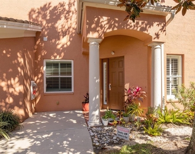 5531 46th Court W - Photo Thumbnail 2