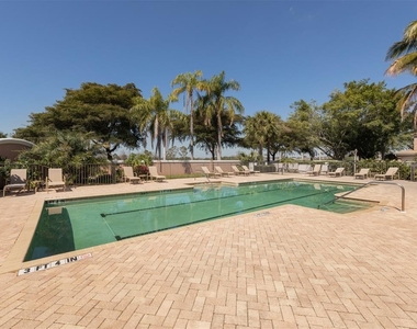5531 46th Court W - Photo Thumbnail 47