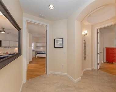 5531 46th Court W - Photo Thumbnail 23