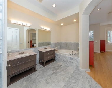5531 46th Court W - Photo Thumbnail 26