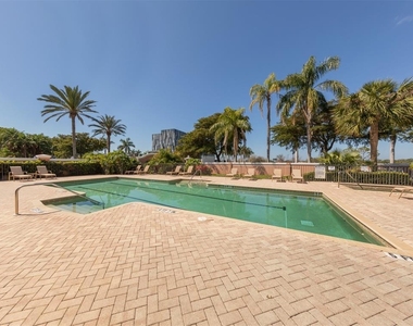 5531 46th Court W - Photo Thumbnail 49