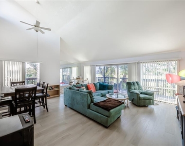 722 White Pine Tree Road - Photo Thumbnail 2