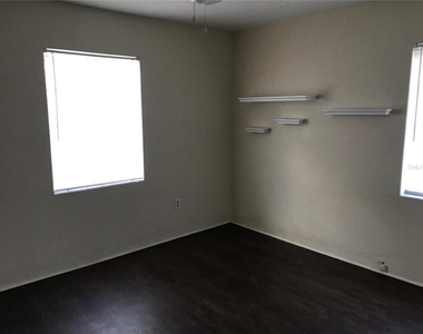 118 Riggins Street - Photo Thumbnail 1